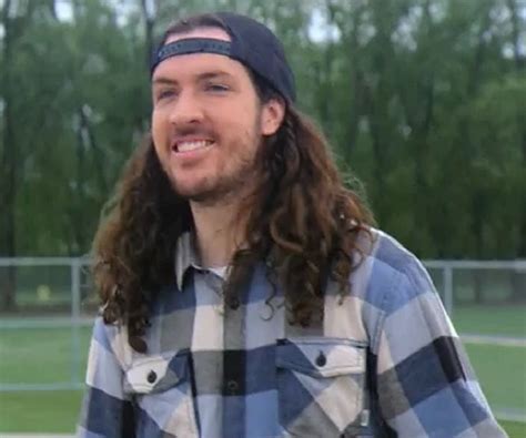 Shaun McBride (Shonduras) – Bio, Facts, Family Life of Artist,。